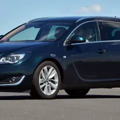 Opel Insignia jaki silnik wybrać, aby uniknąć wysokich kosztów eksploatacji?