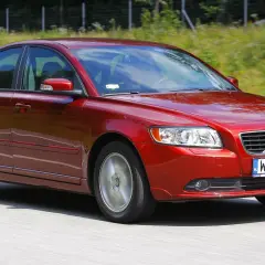 Volvo S40 jaki silnik - poznaj najlepsze opcje i ich osiągi