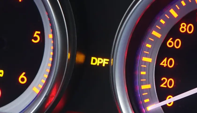 Jak wygląda kontrolka DPF i co oznacza jej zapalenie w samochodzie