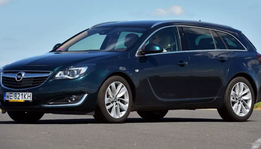 Opel Insignia jaki silnik wybrać, aby uniknąć wysokich kosztów eksploatacji?