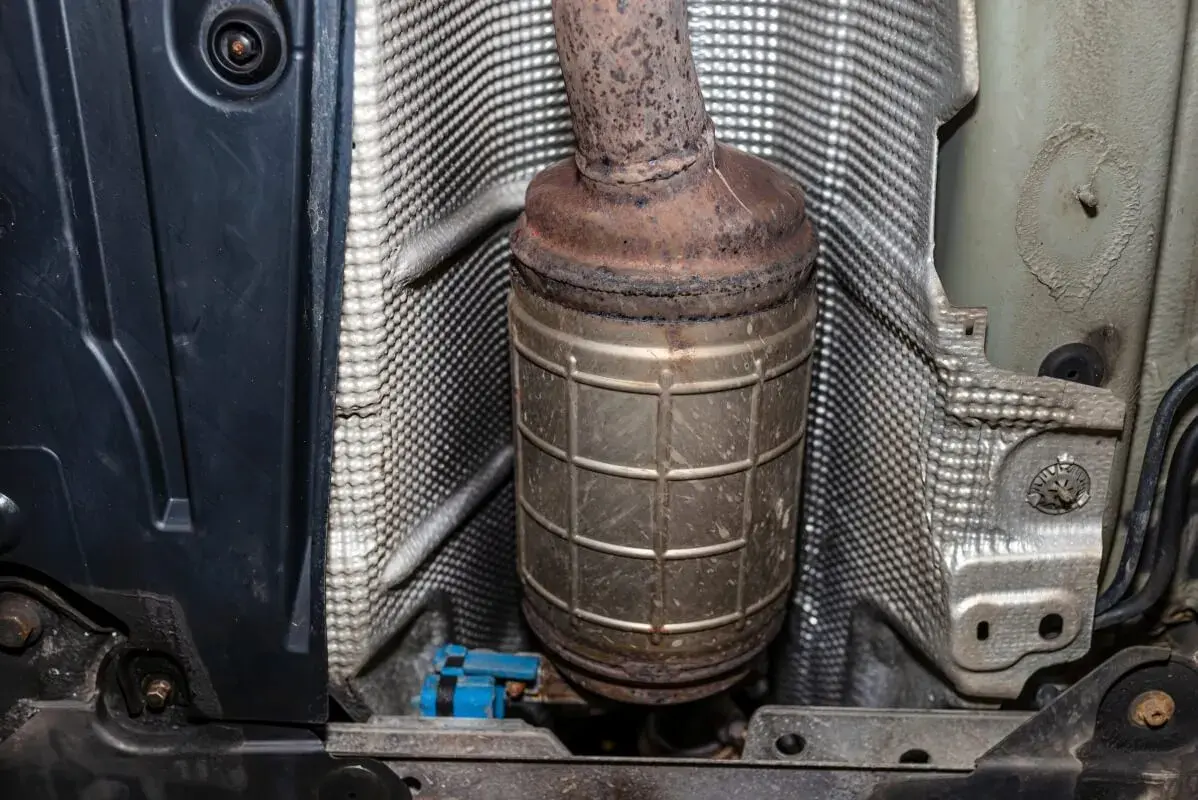 Jak wyczyścić DPF bez demontażu i uniknąć kosztownych napraw