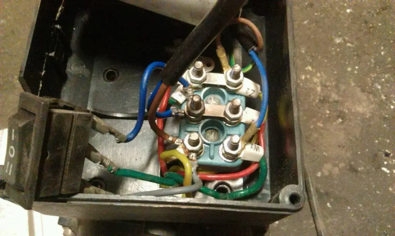 Zdjęcie Jak sprawdzić silnik elektryczny 230V – uniknij kosztownych błędów