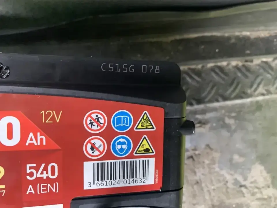 Jak sprawdzić datę produkcji akumulatora i jego stan?